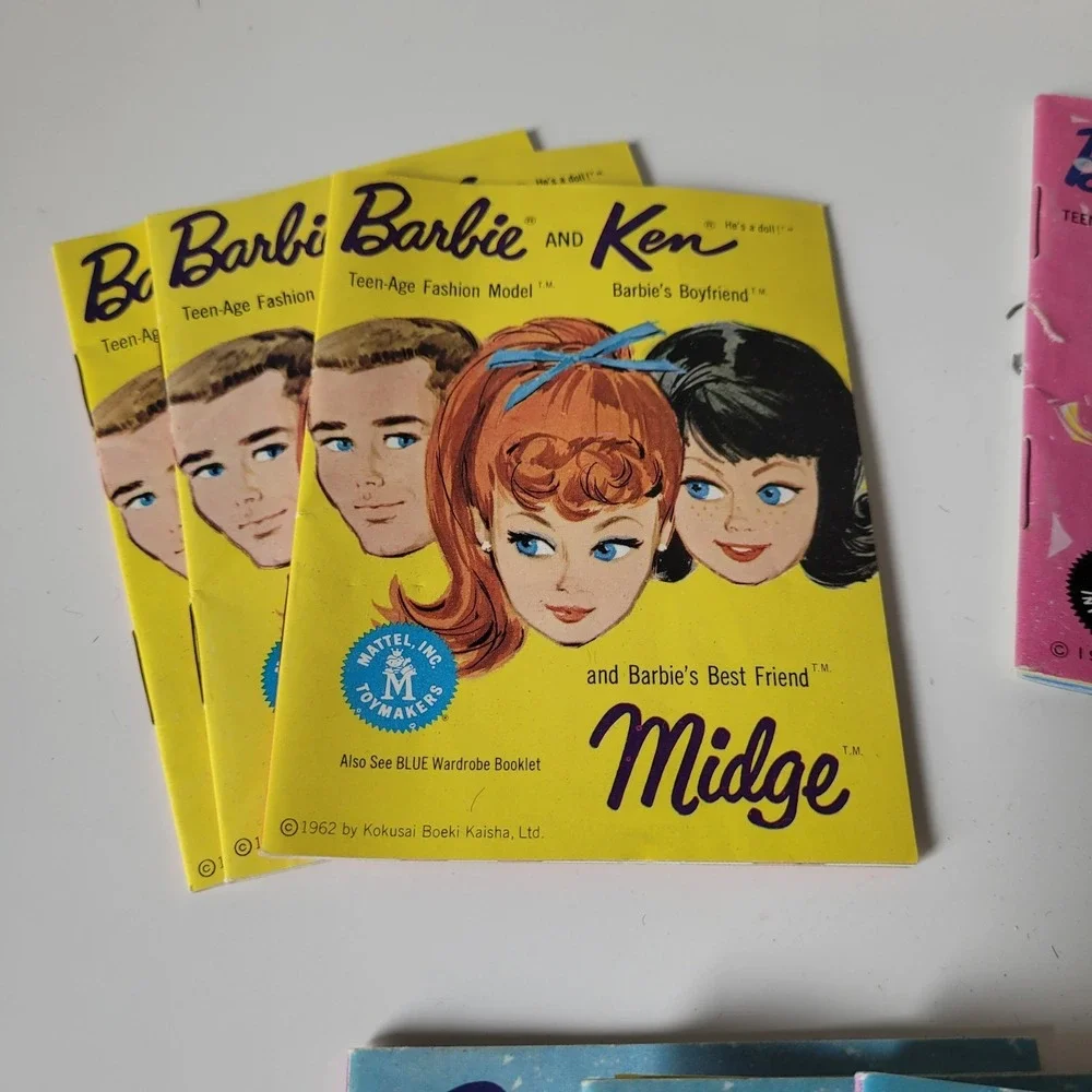 Lot of 10 Vintage 1960s Barbie, Ken, & Midge Fashion Booklets Mattel‎ Good Shape